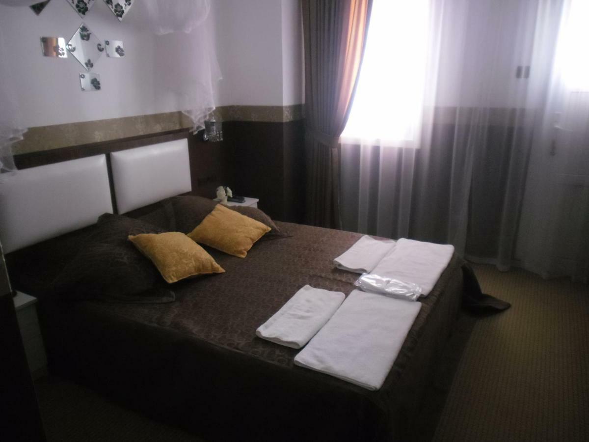 Cam Hotel Gumbet Bilik gambar